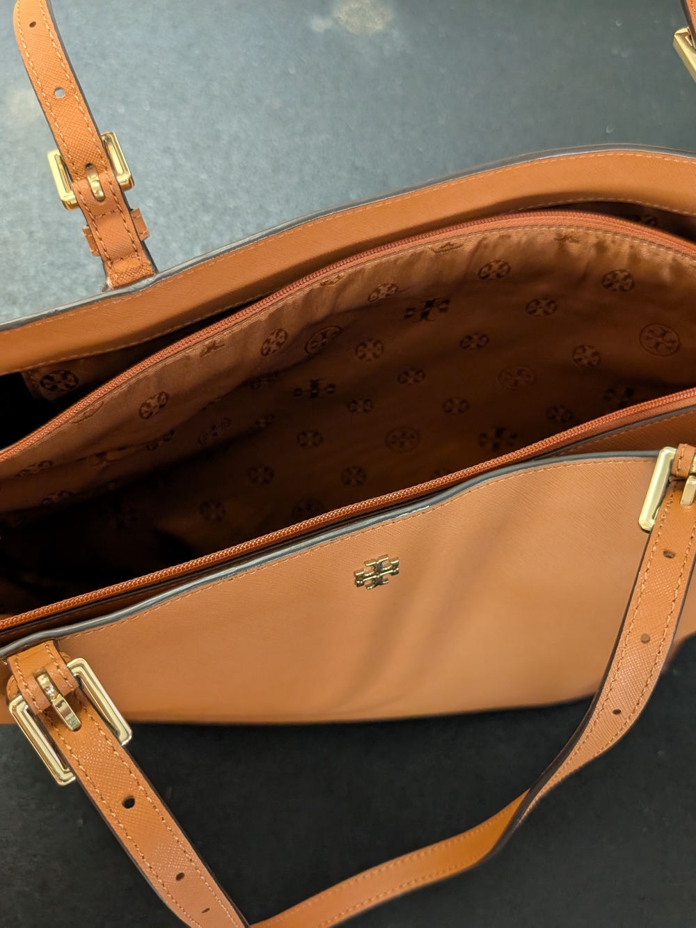 Tory Burch Tan Saffiano Leather Emerson Shoulder Bag Purse - Picture 8 of 12